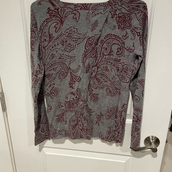Lucky brand Paisley Print Gray and purple open back sweater Women's Top XS - Picture 5 of 7